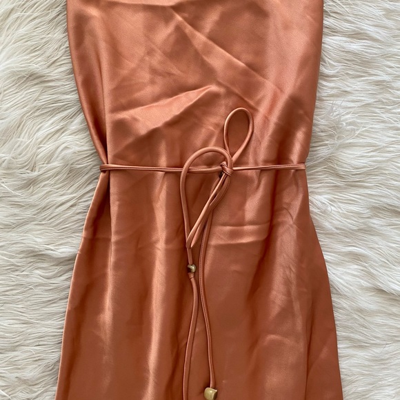 Nanushka Narita Belted Peach Apricot Satin Sleeveless High Neck Midi Dress - Picture 4 of 14